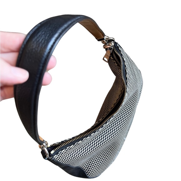 COACH CHELSEA LEGACY JACQUARD SHOULDER BAG - Picture 4 of 6